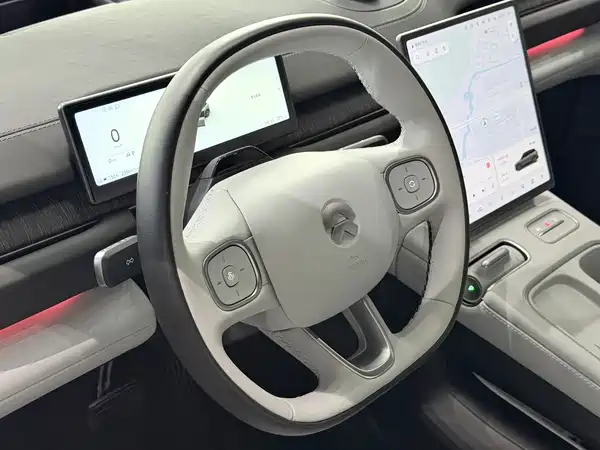 NIO ES6 2025
