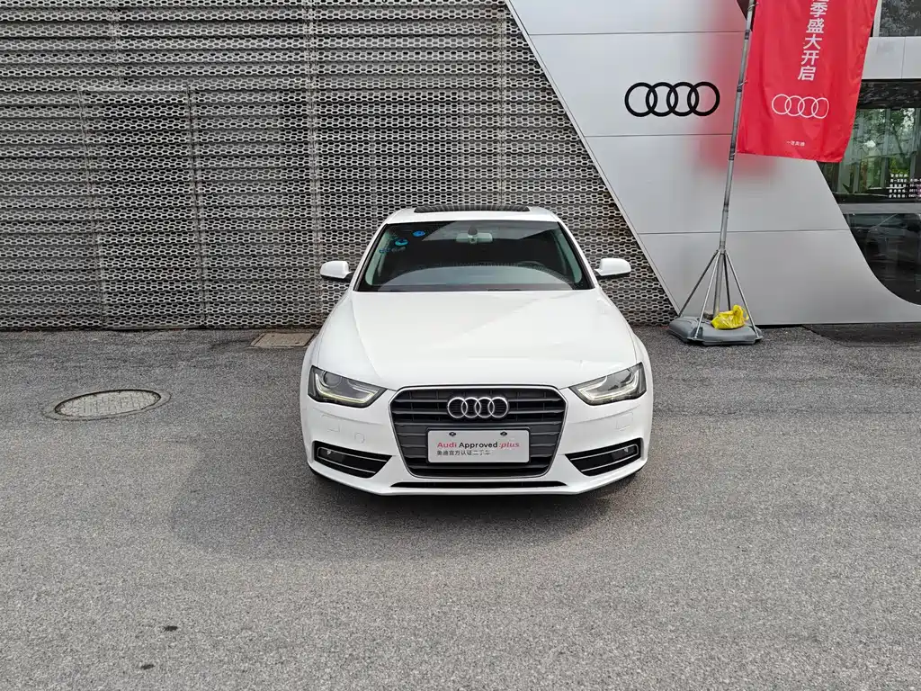 Audi A4L 2014