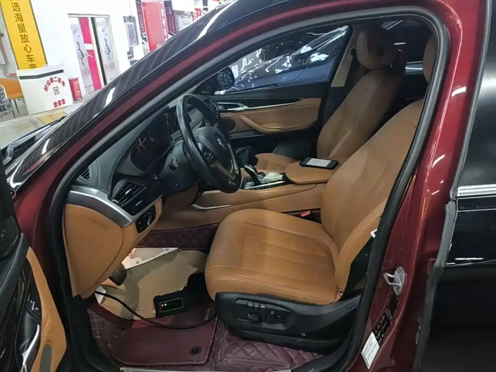 BMW X6 2015 — фото 15