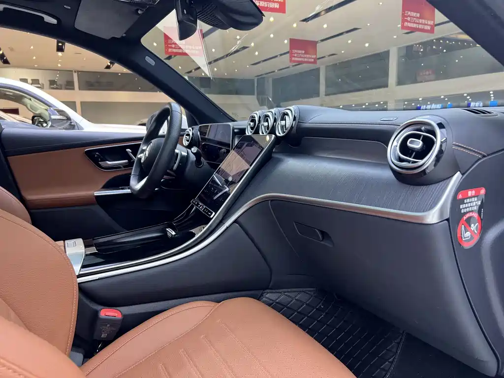 Mercedes-Benz GLC 2023 — фото 16