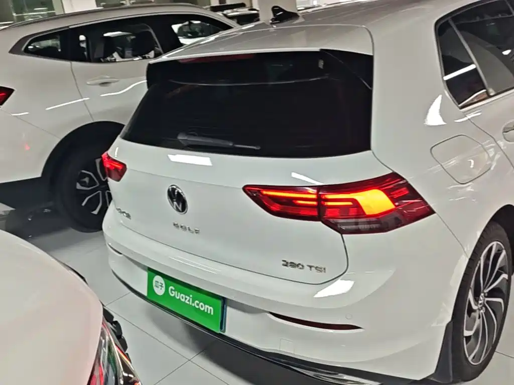 Volkswagen Golf 2022