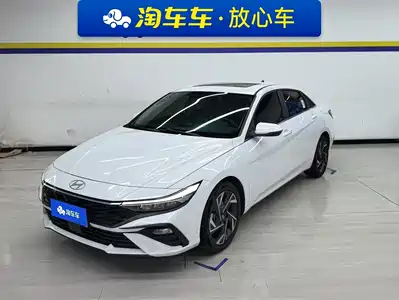 Hyundai Elantra 2025