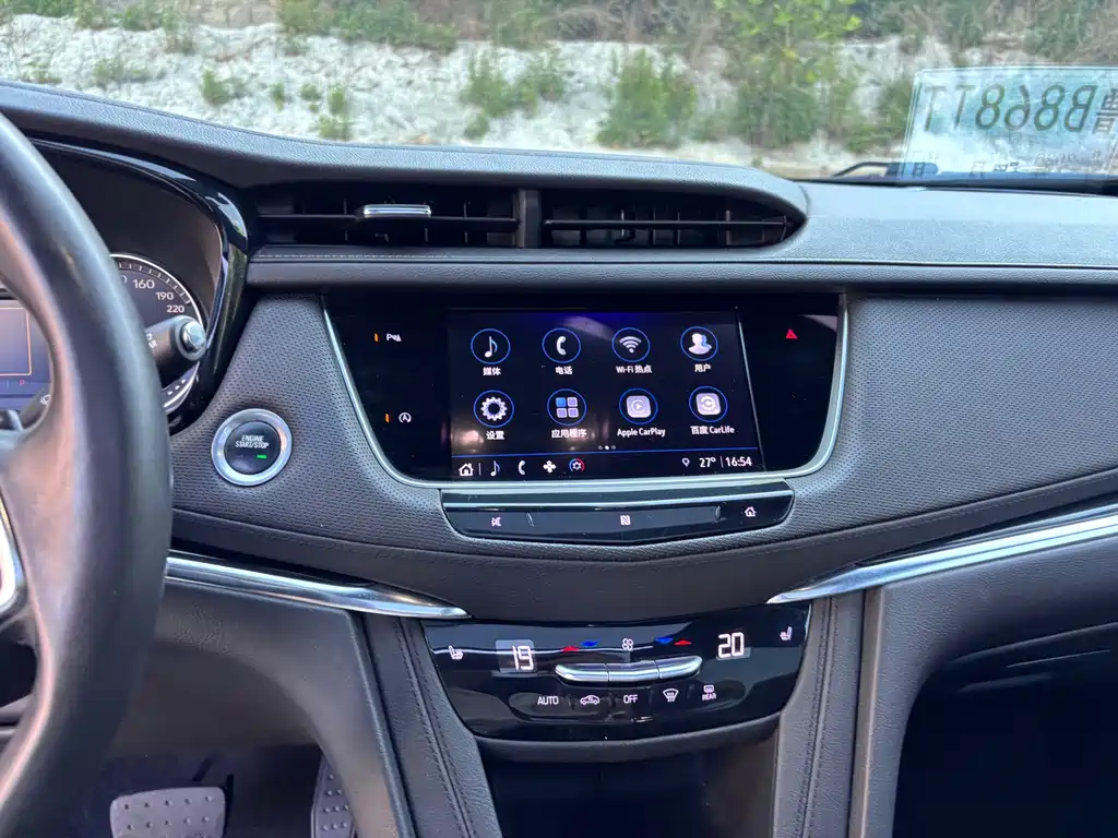 Cadillac XT5 2021 — фото 19