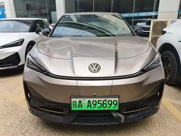 Volkswagen Distinctive 06 2025