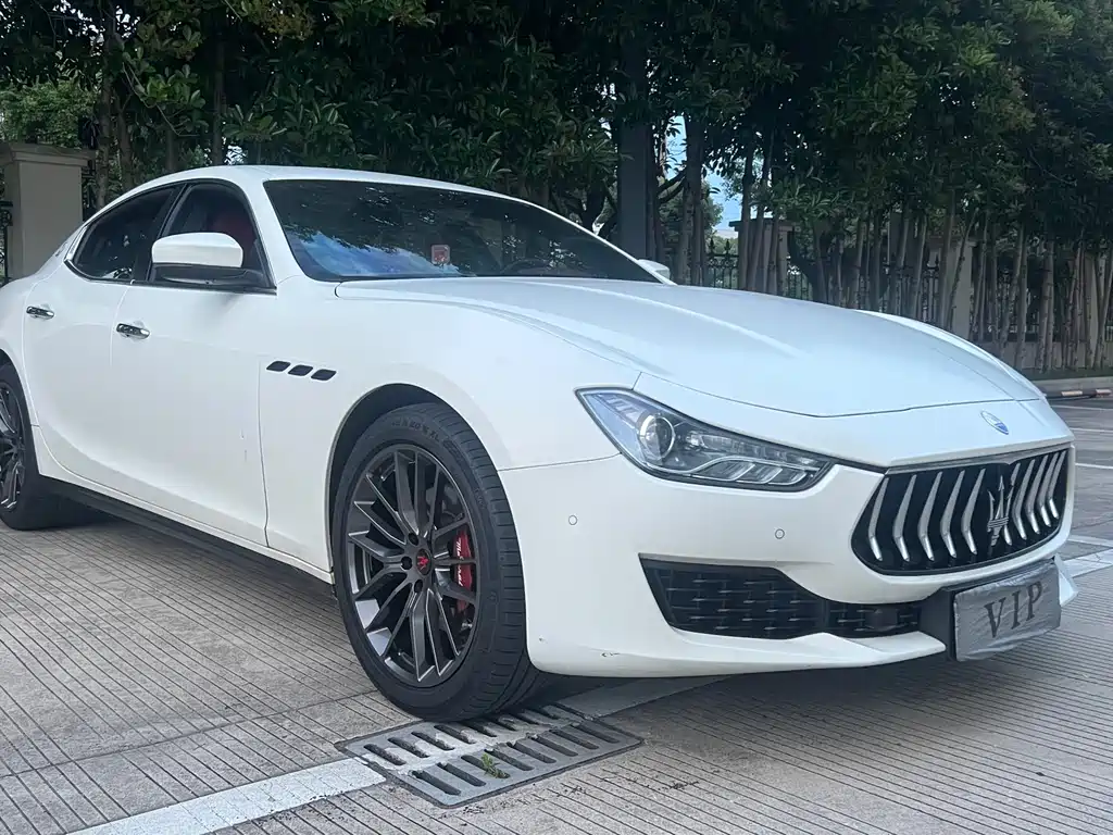 Maserati Ghibli 2021 — фото 6