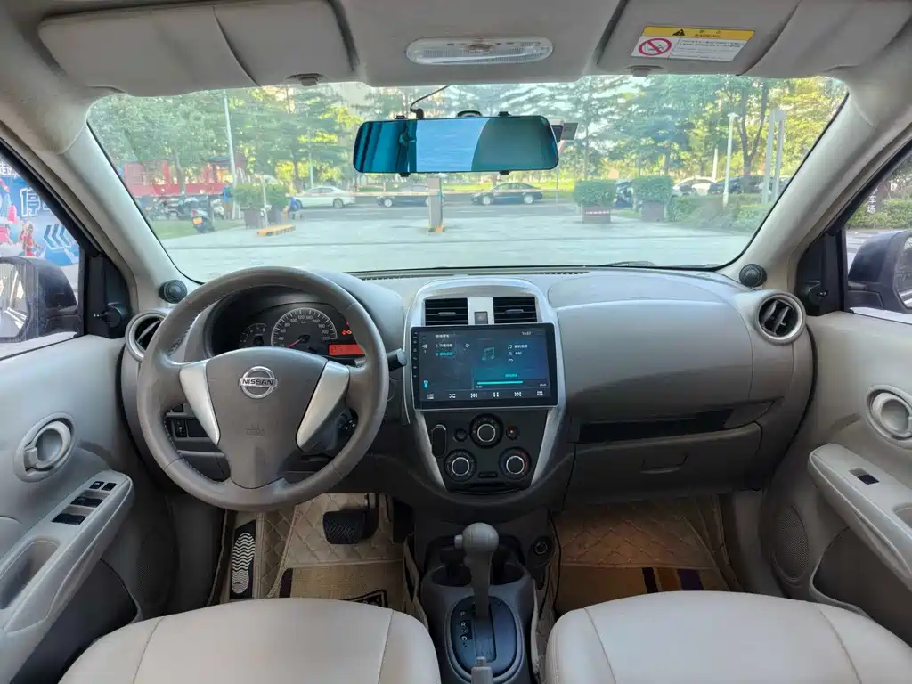 Nissan Sunny 2017 — фото 11