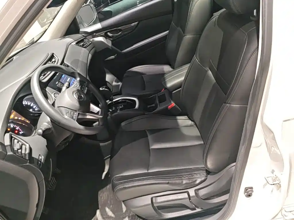 Nissan X-Trail 2018 — фото 15