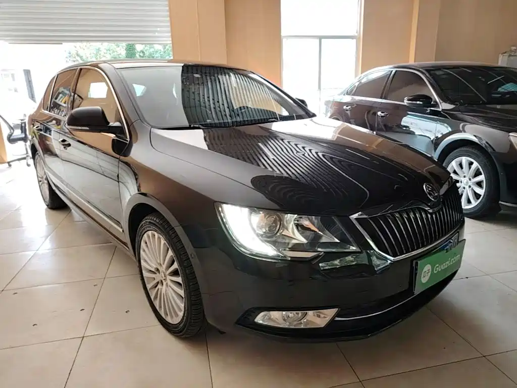 Skoda Superb 2015 — фото 4