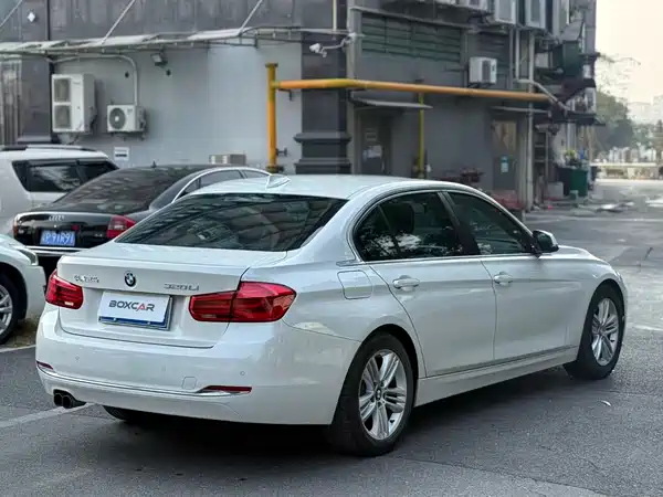 BMW 3 Series 2017