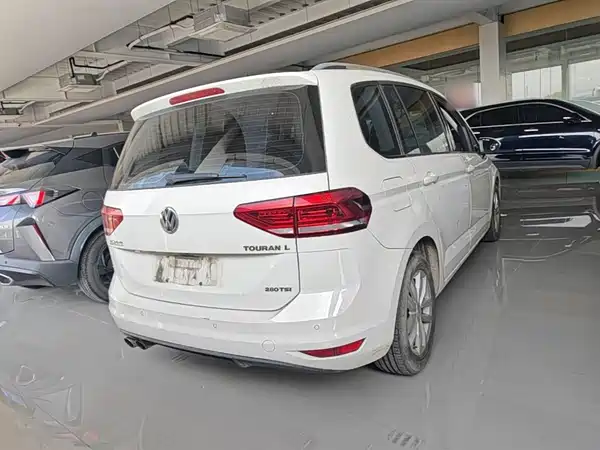 Volkswagen Touran 2018