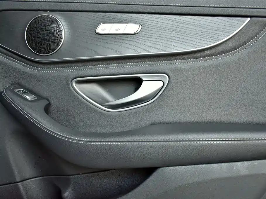 Mercedes-Benz C-Class 2020 — фото 11