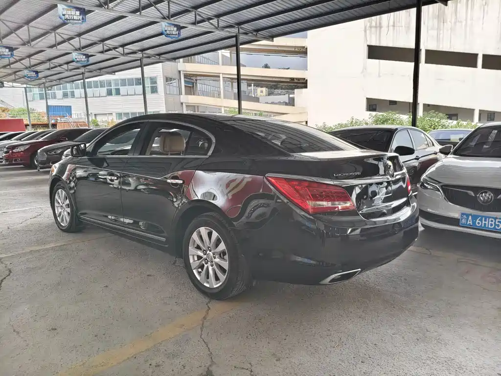 Buick LaCrosse 2016 — фото 10