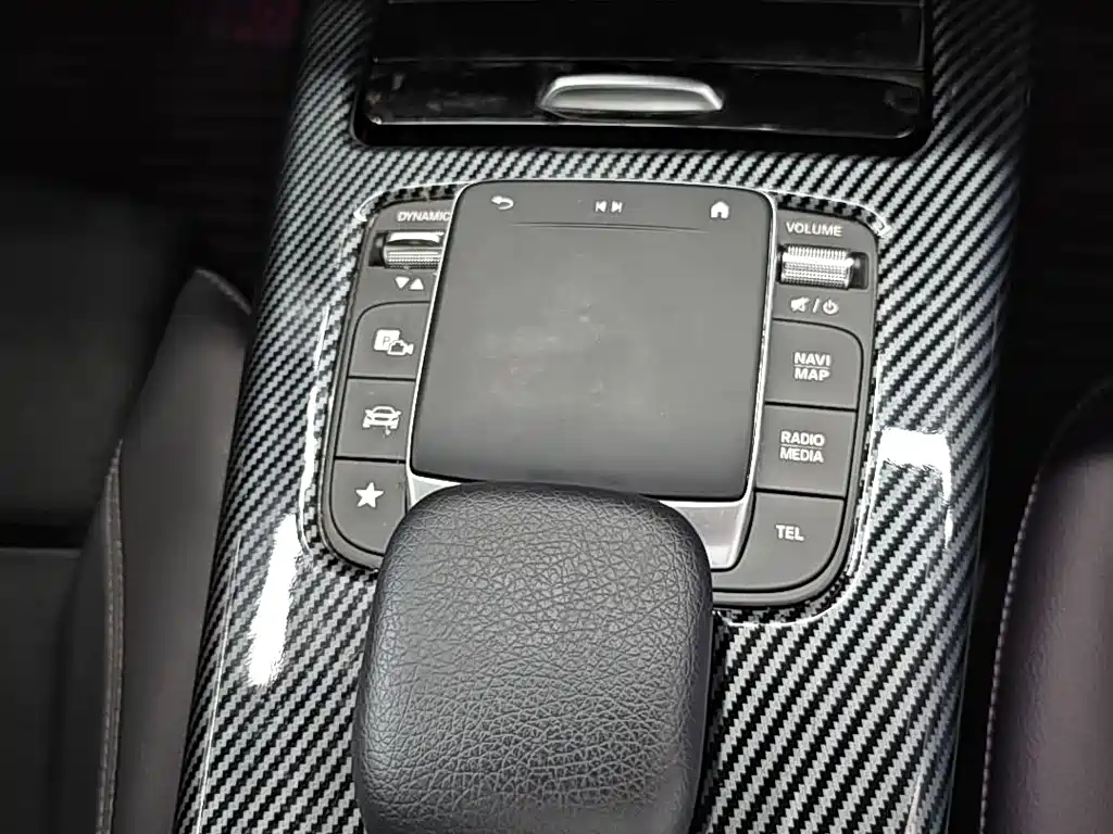 Mercedes-Benz A-Class 2021 — фото 11