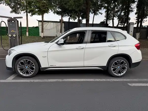 BMW X1 2012