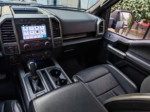 Ford F-150 Raptor 2020