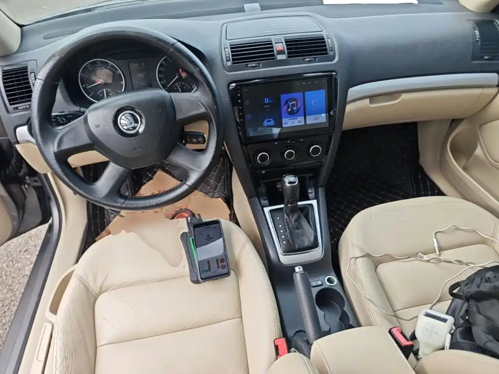 Skoda Octavia 2016 — фото 10