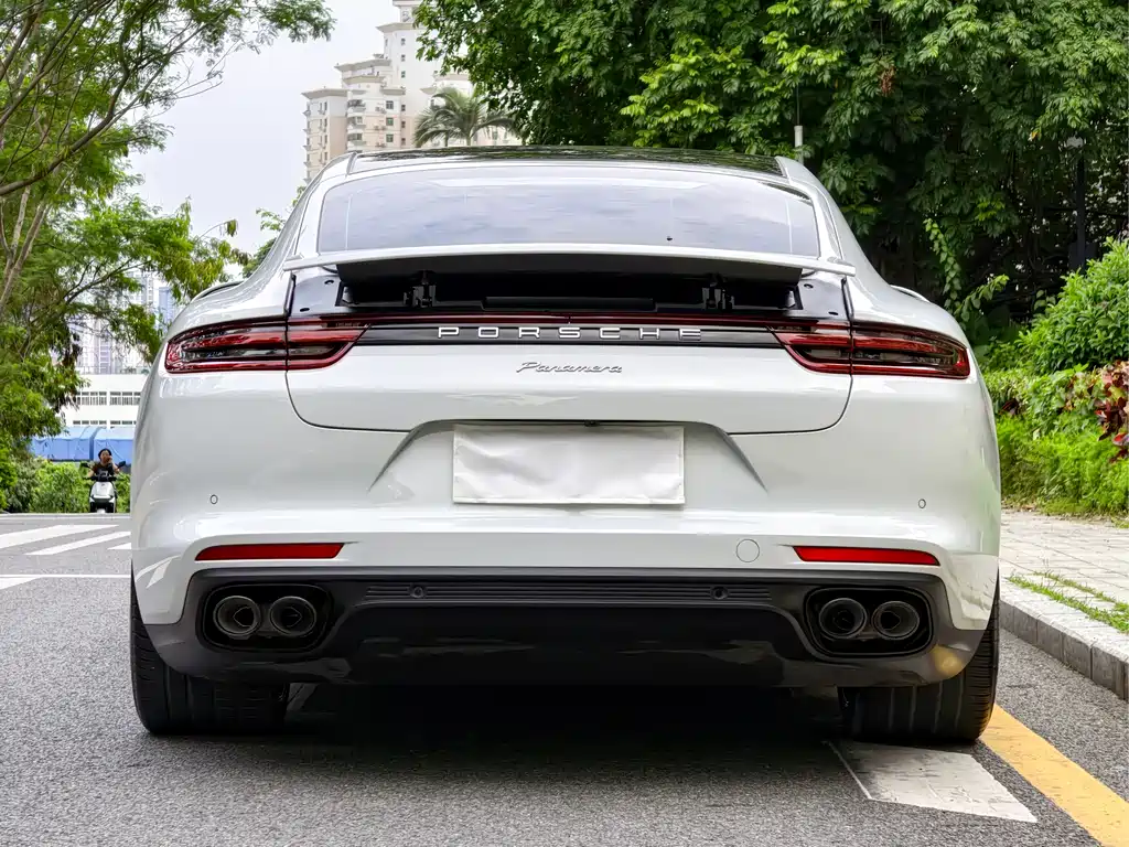 Porsche Panamera 2019 — фото 5