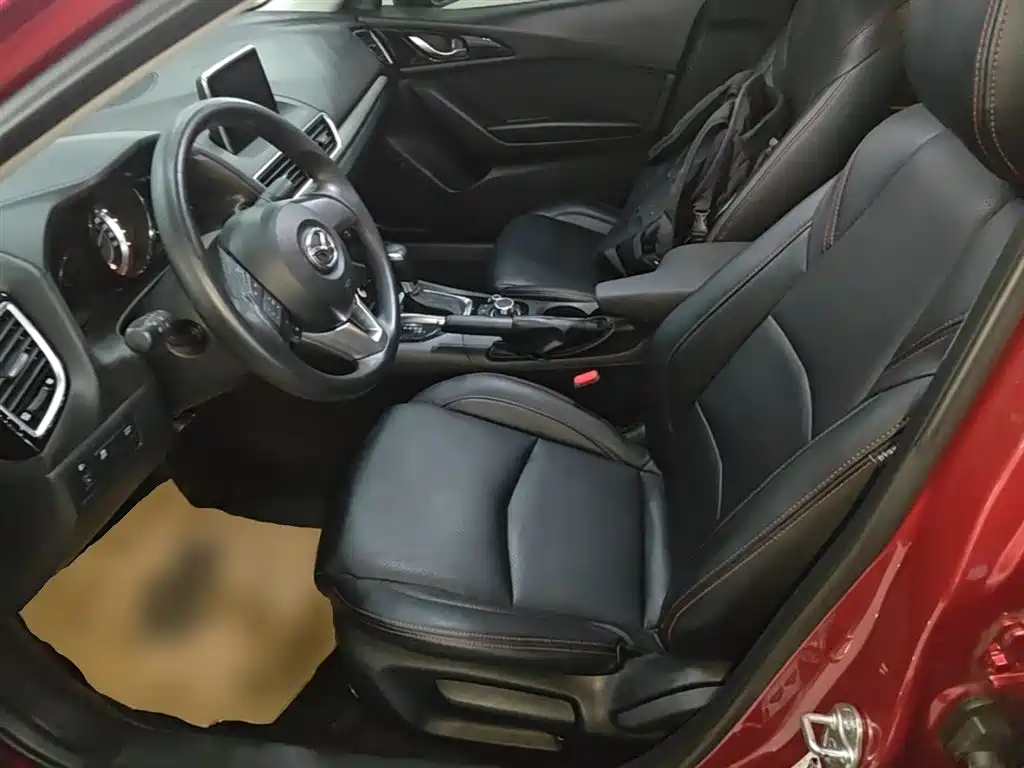 Mazda 3 Axela 2016 — фото 15