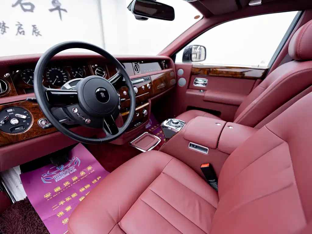 Rolls-Royce Phantom 2012 — фото 4
