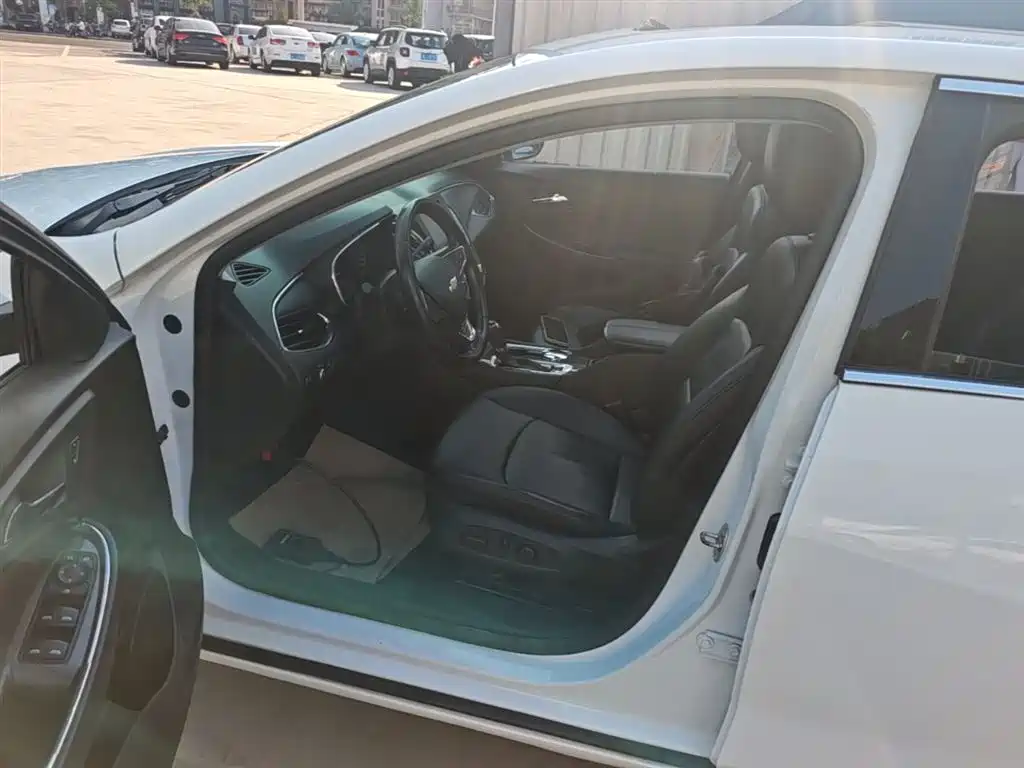 Chevrolet Malibu XL 2018 — фото 15