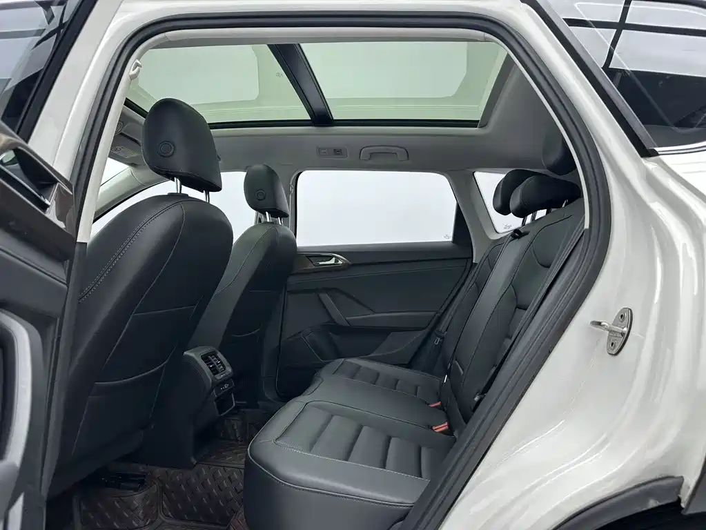 Volkswagen Tharu 2023