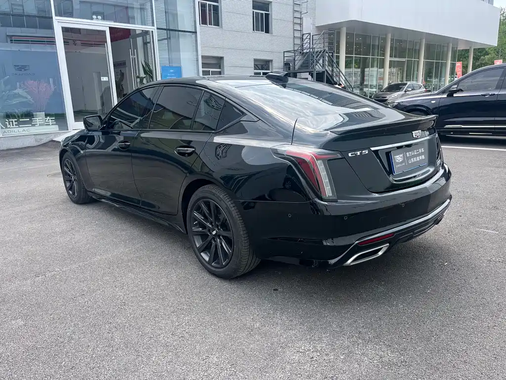 Cadillac CT5 2025 — фото 14