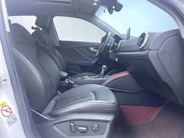 Audi Q2L 2022