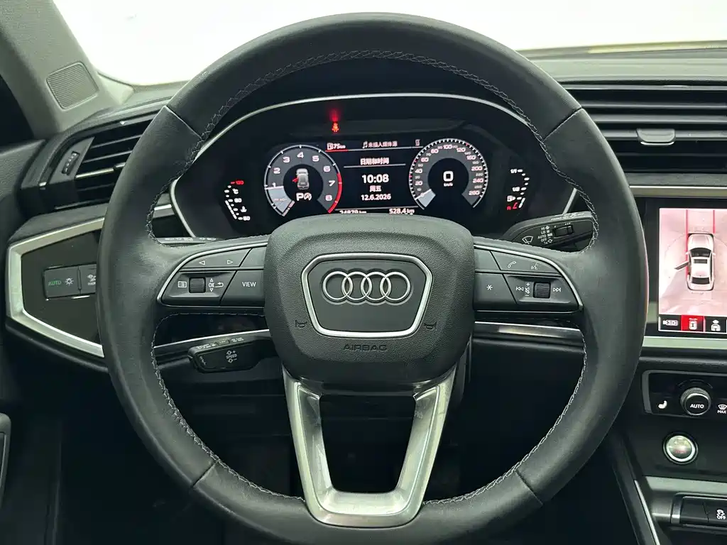 Audi Q3 2023 — фото 12