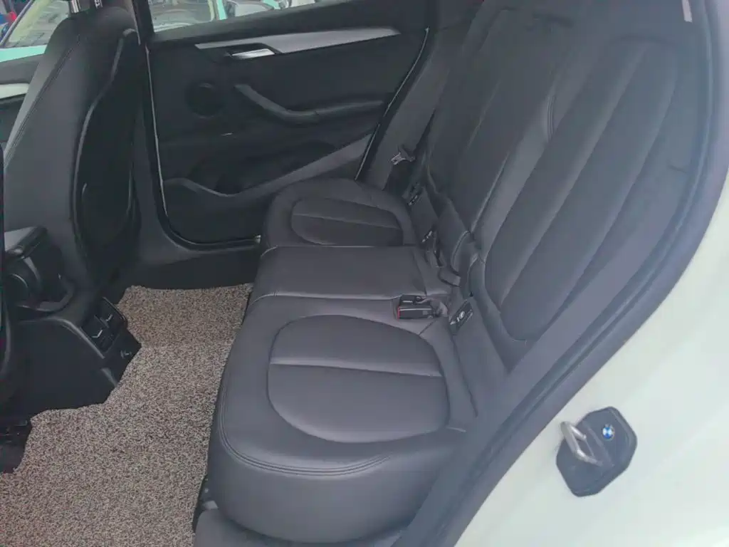 BMW X1 2016 — фото 17