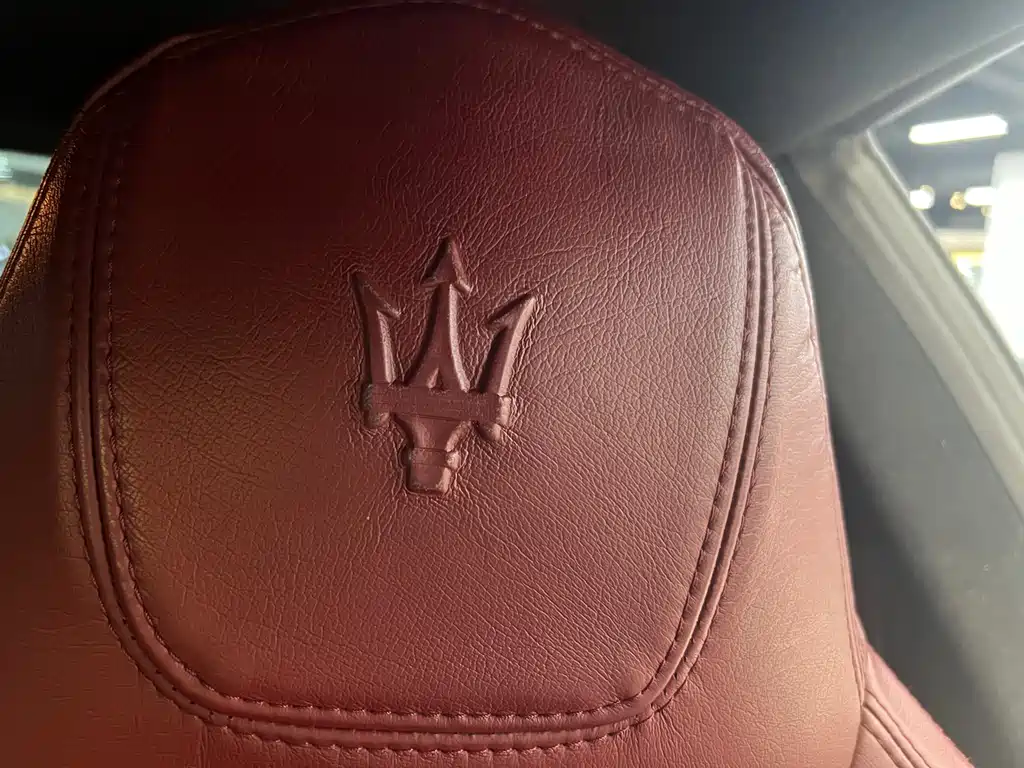 Maserati Granturismo 2013 — фото 14