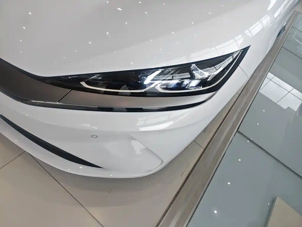 BYD Qin L 2026 — фото 24