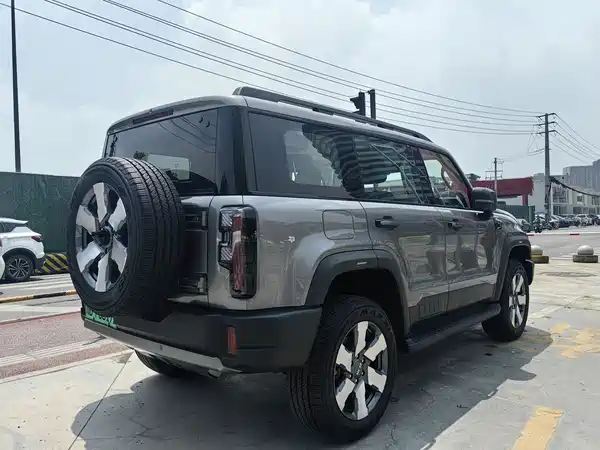 BAIC BJ40 Extended Range 2025