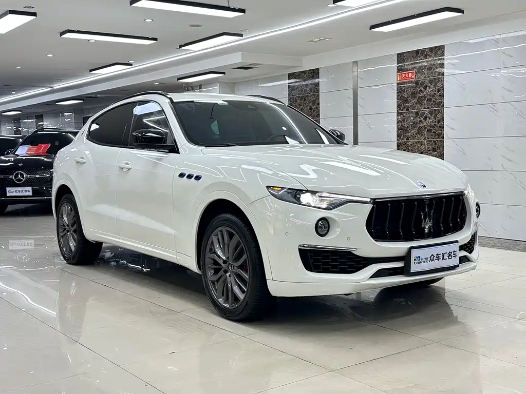 Maserati Levante 2022