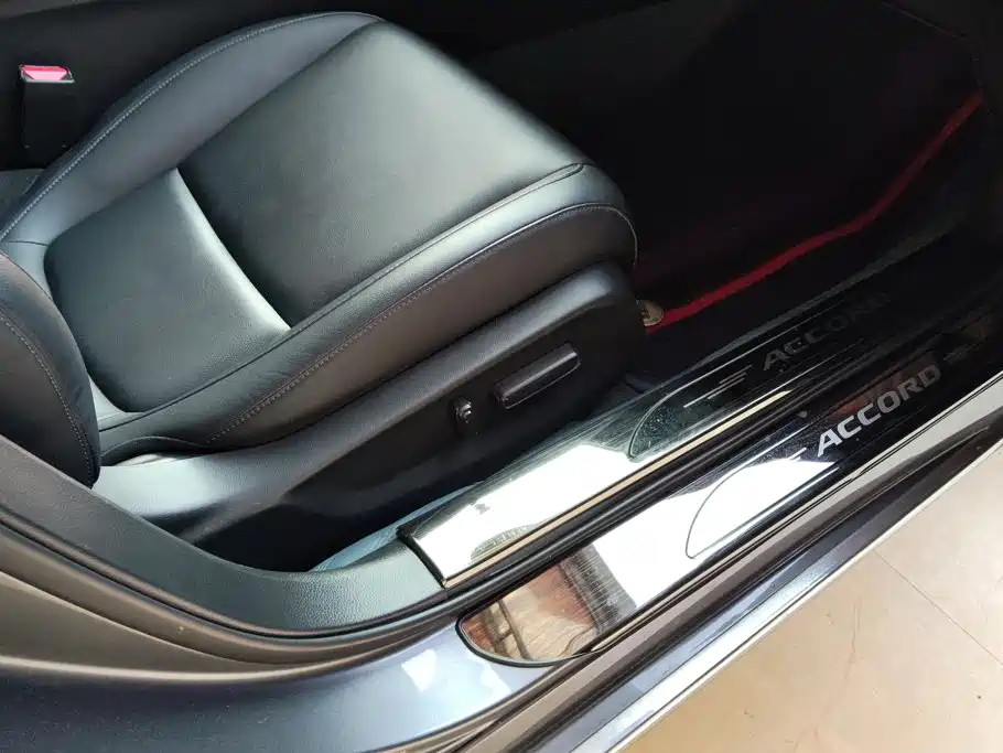 Honda Accord 2019 — фото 8