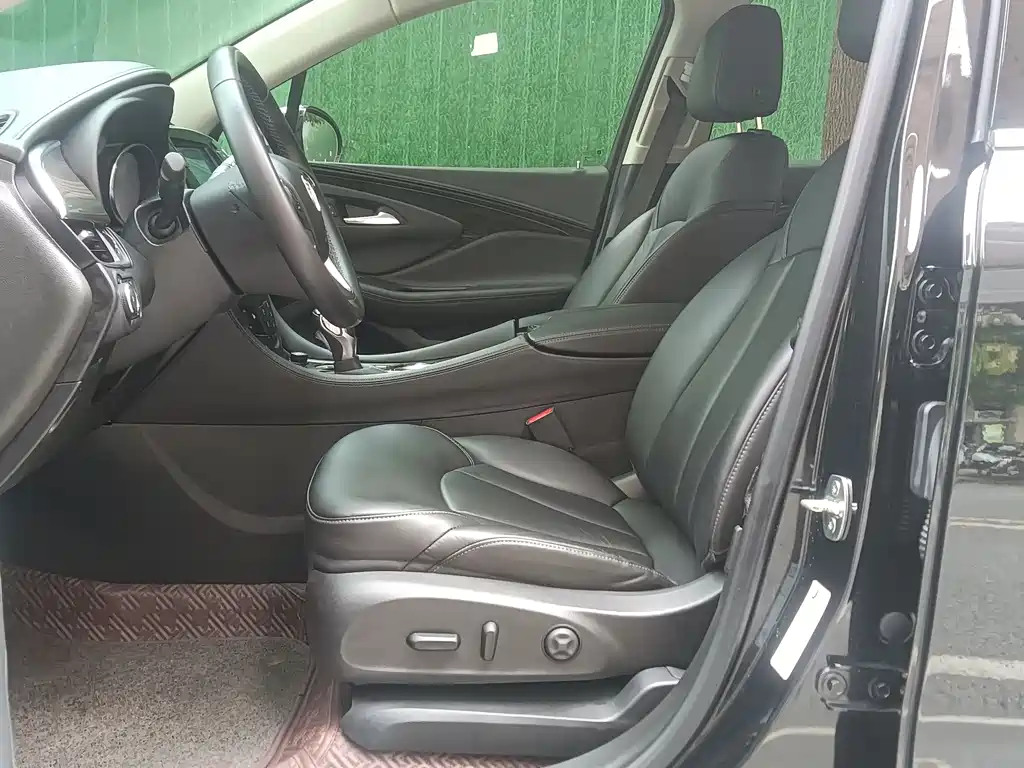 Buick Envision Plus 2020 — фото 12