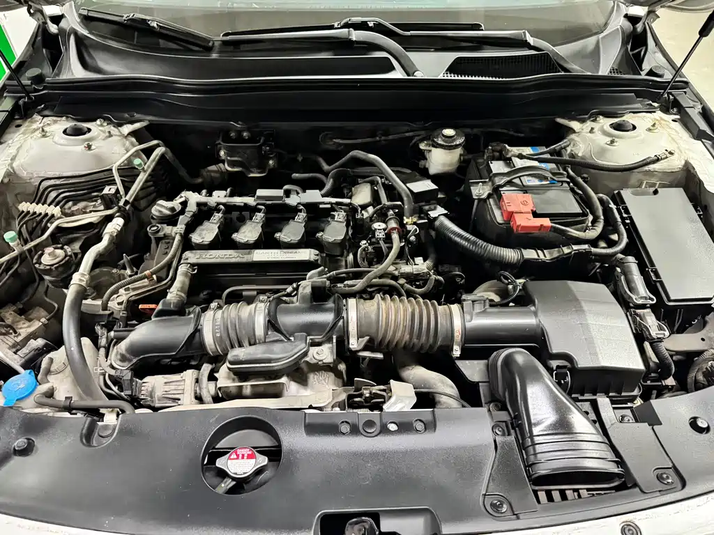 Honda Accord 2019 — фото 10