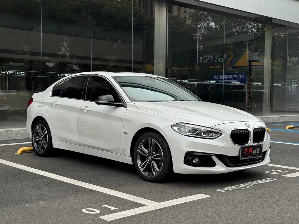 BMW 1 Series 2018 — фото 3