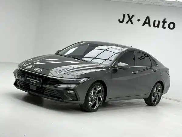 Hyundai Elantra 2023