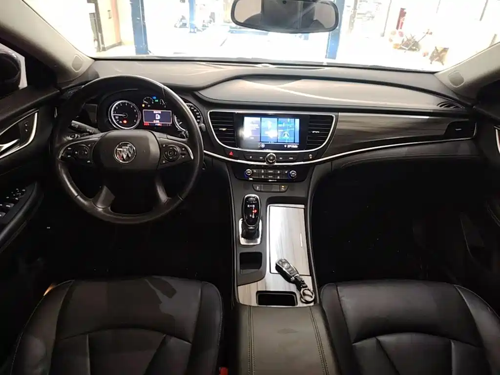 Buick LaCrosse 2022 — фото 10