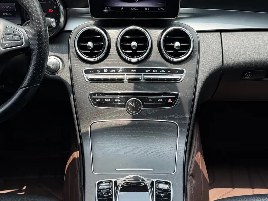 Mercedes-Benz C-Class 2018 — фото 16