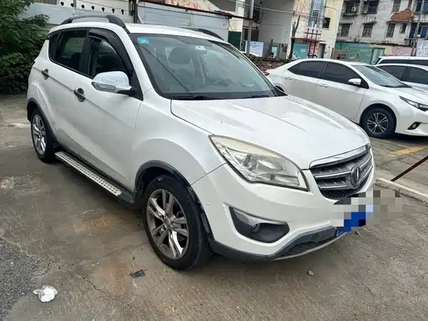 Changan CS35 2013