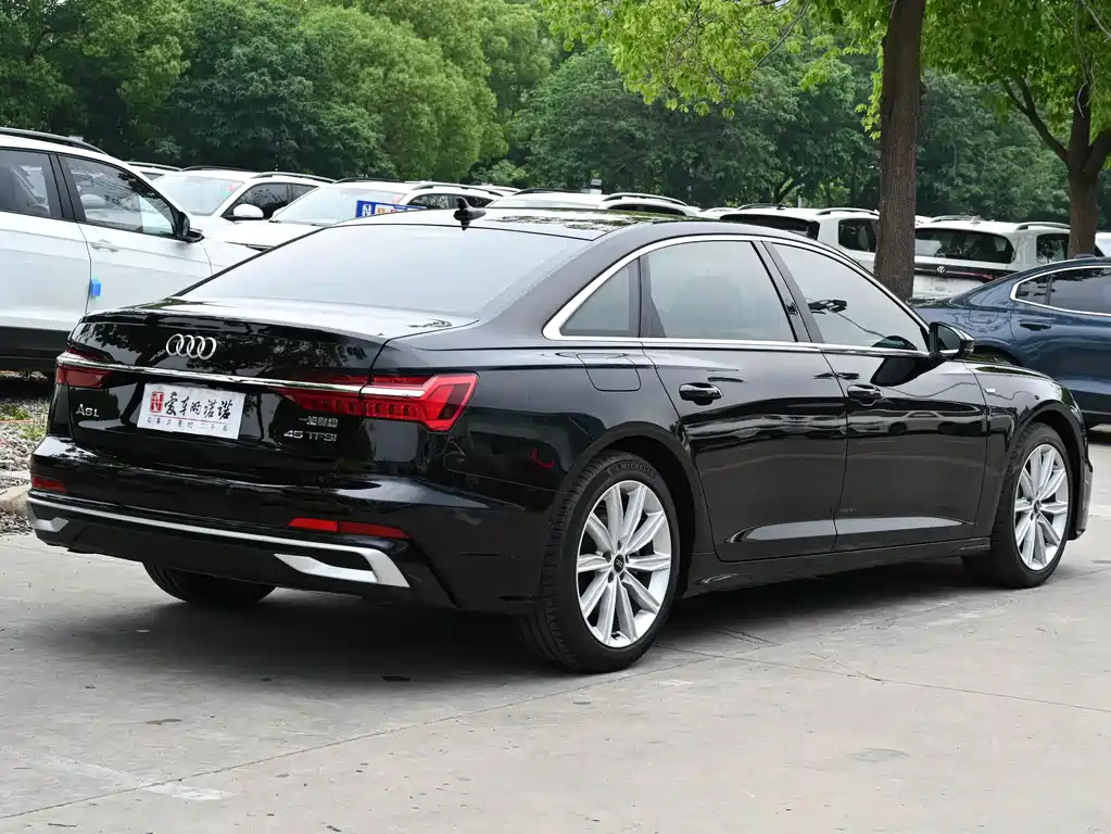 Audi A6L 2022 — фото 8