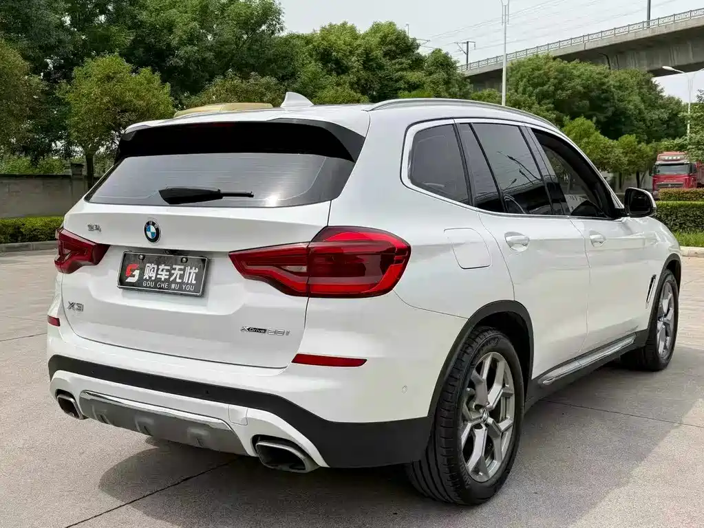 BMW X5 2017 — фото 7