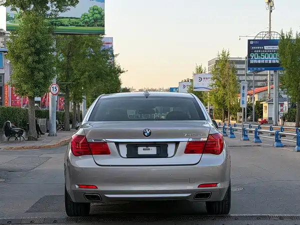 BMW 7 Series 2013