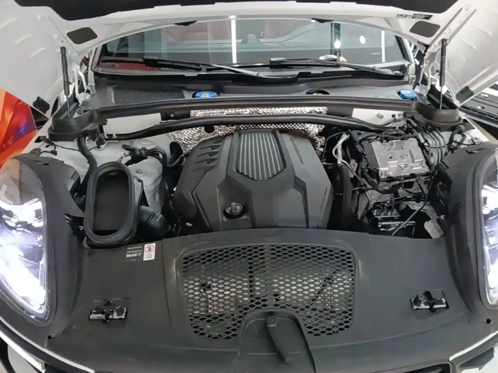 Porsche Macan 2026 — фото 20