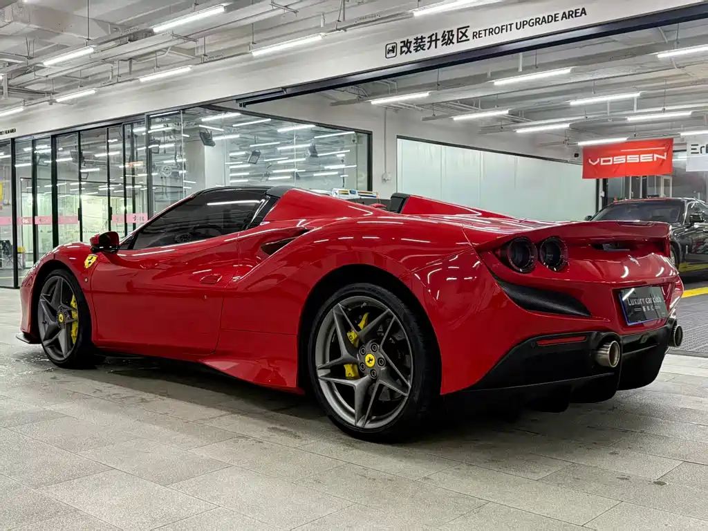 Ferrari F8 2022 — фото 9