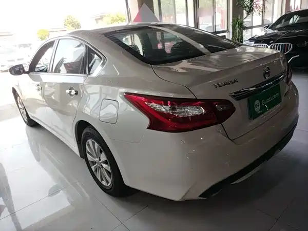 Nissan Teana 2018