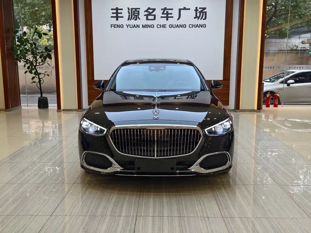 Mercedes-Benz Maybach S-Class 2023