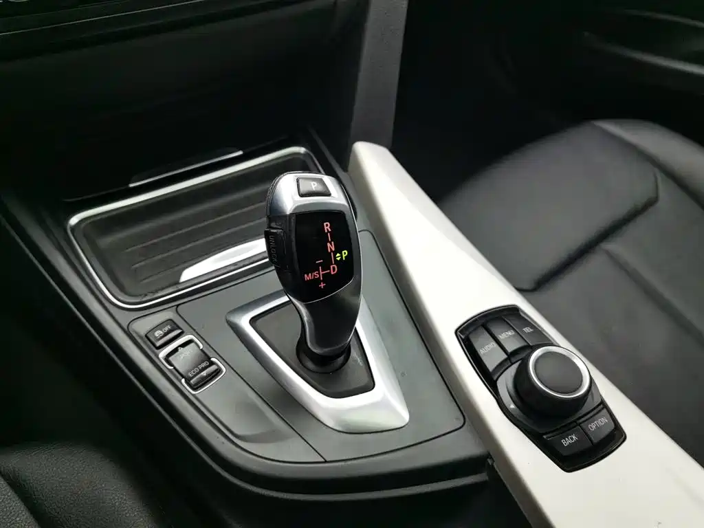 BMW 3 Series 2013 — фото 13