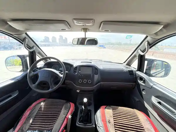 Dongfeng Lingzhi 2014